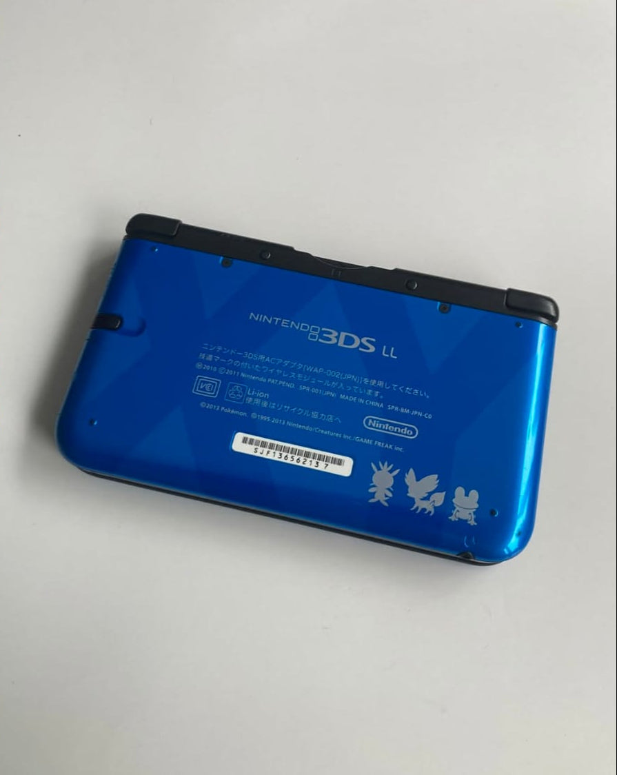 Nintendo 3DS XL Edición Especial Pokémon X / Y