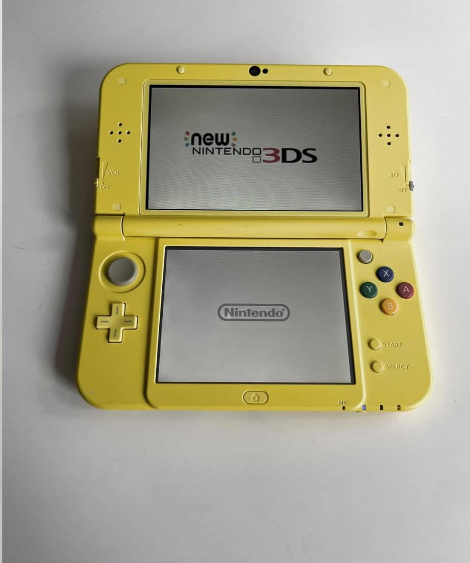 Nintendo New 3DS XL Edición Especial Pikachu