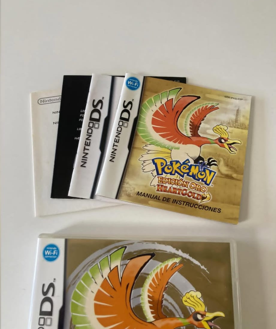 Pokémon HeartGold - Complete with Box (Nintendo DS)