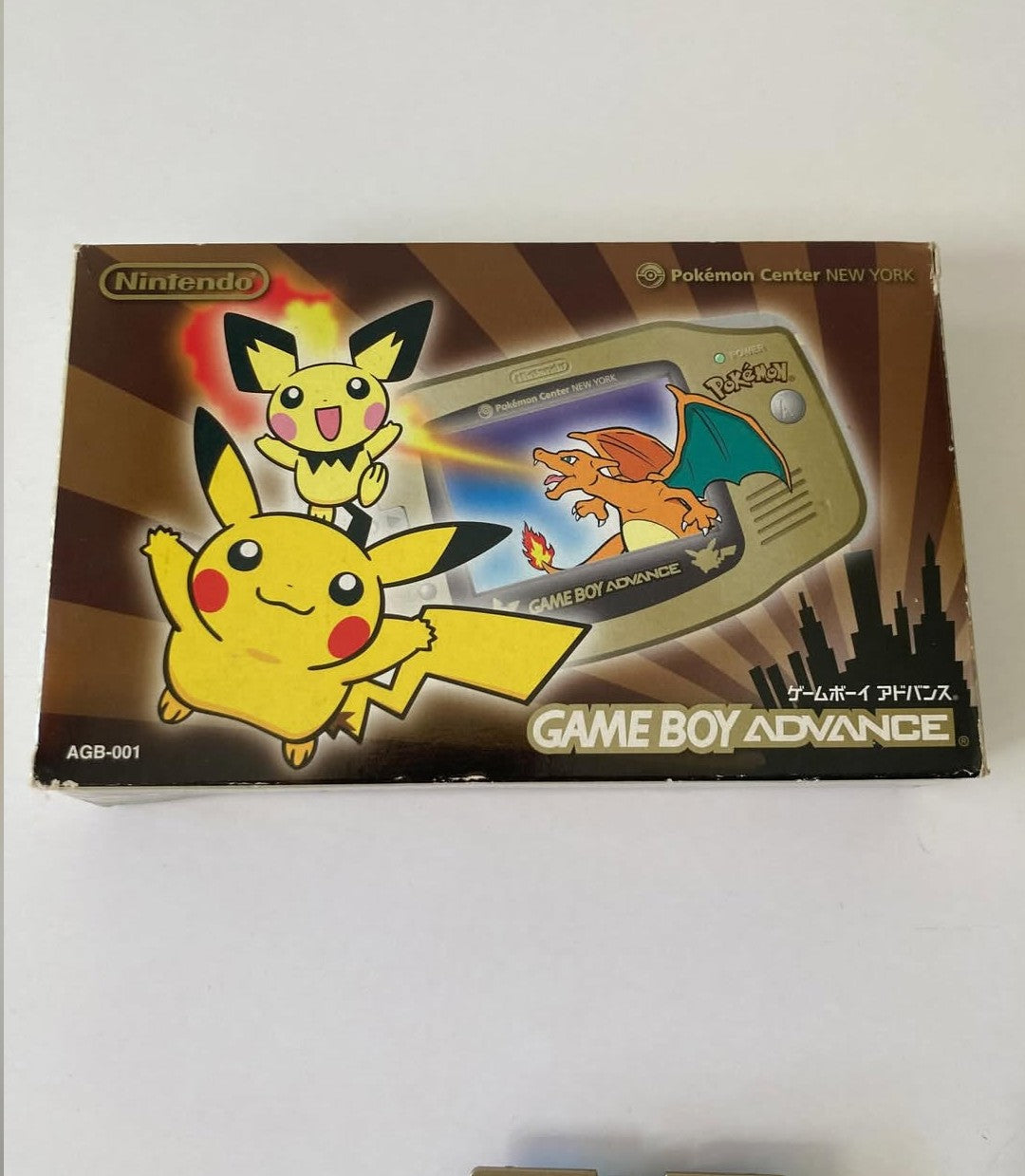 Game Boy Advance Edición Limitada Pokémon Center New York Dorado - Caja Original
